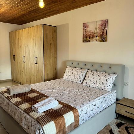 Villa Zefi Rrenc Papaj Extérieur photo