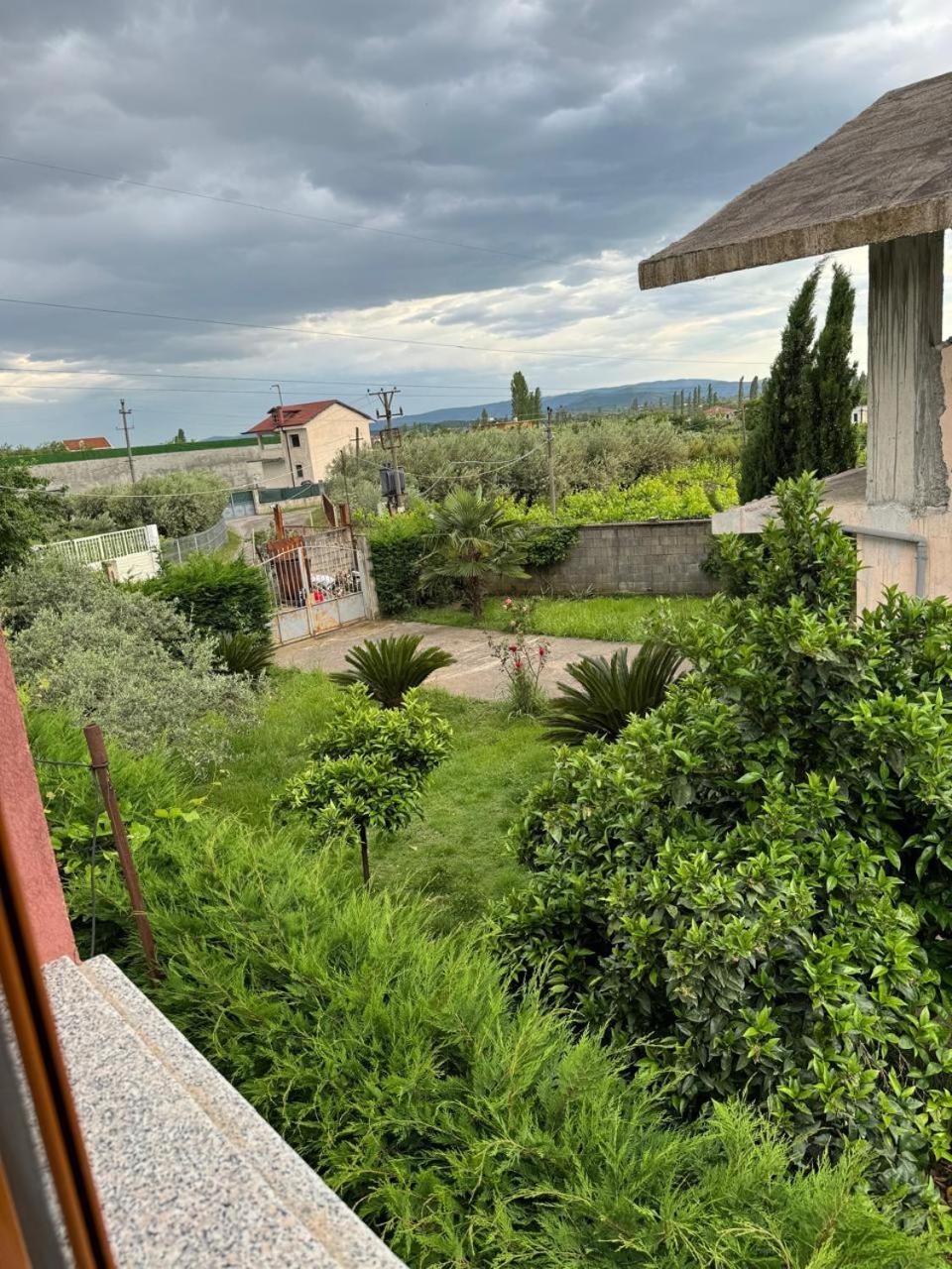 Villa Zefi Rrenc Papaj Extérieur photo